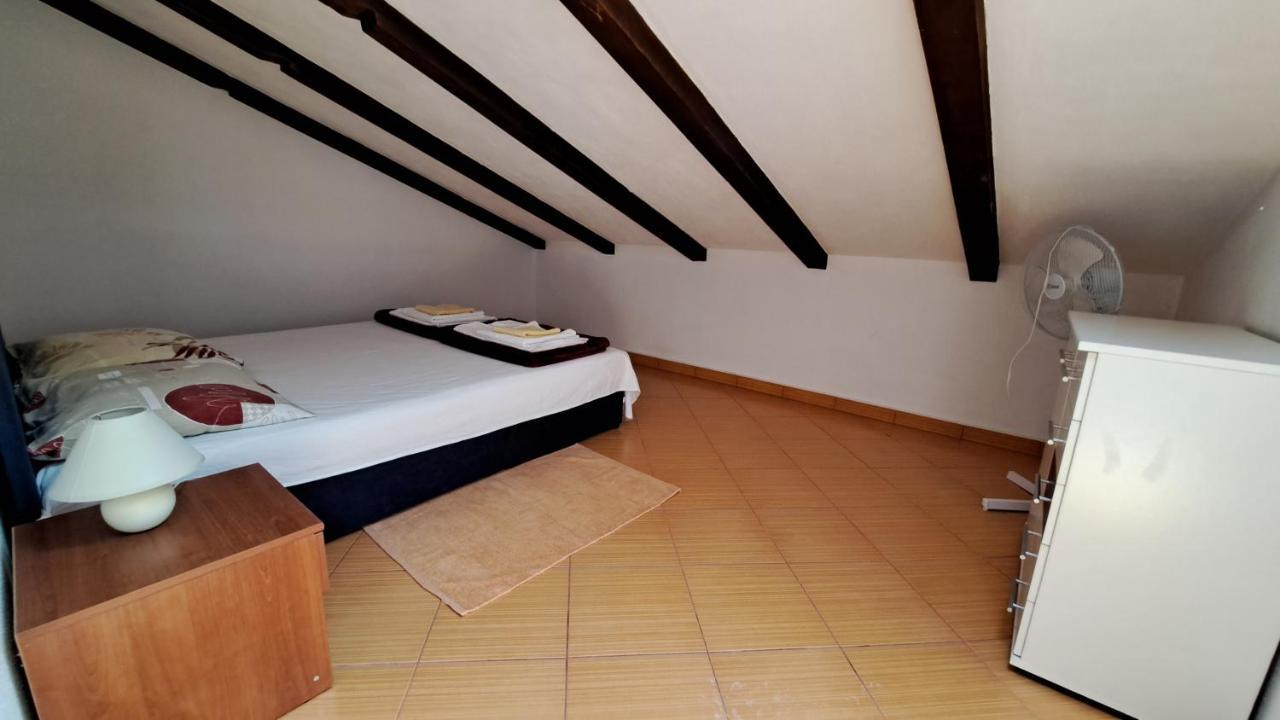 Cozy Apartments Baska Exterior foto