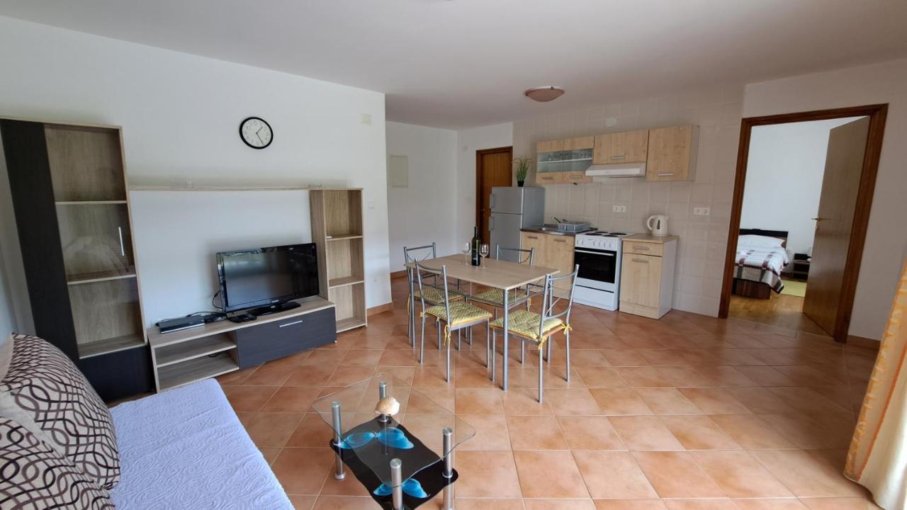 Cozy Apartments Baska Exterior foto