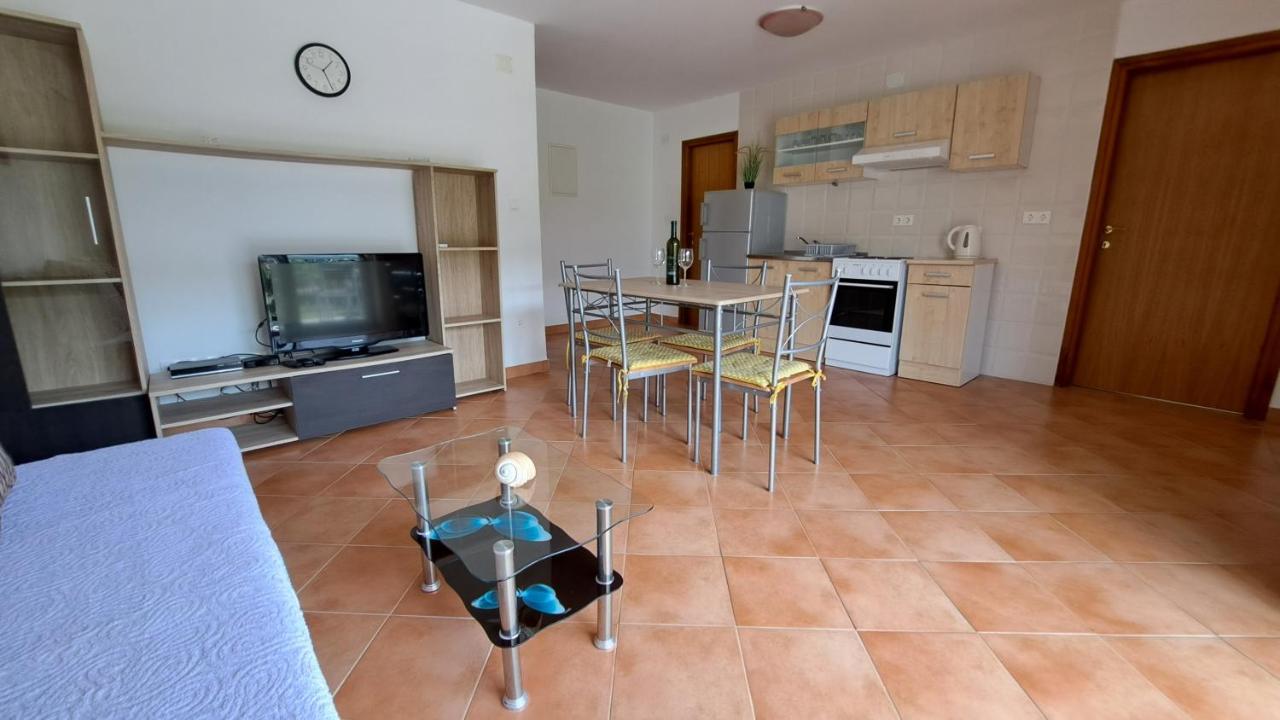 Cozy Apartments Baska Exterior foto