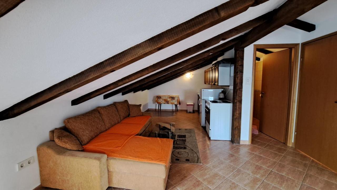 Cozy Apartments Baska Exterior foto